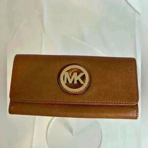 Michael Kors Fulton Flap Leather Wallet Brown